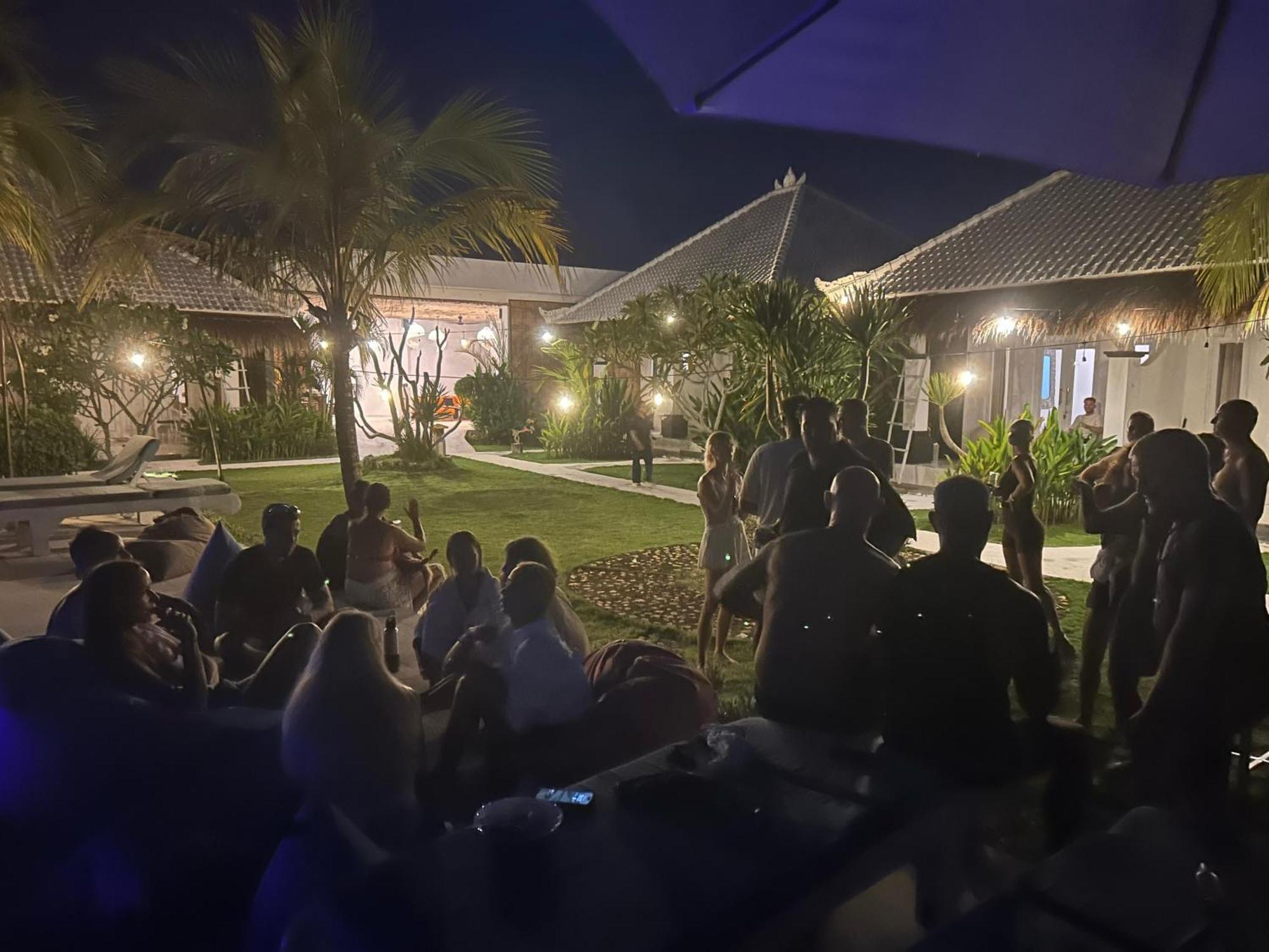 Hotel Sukacita Hill Uluwatu Esterno foto